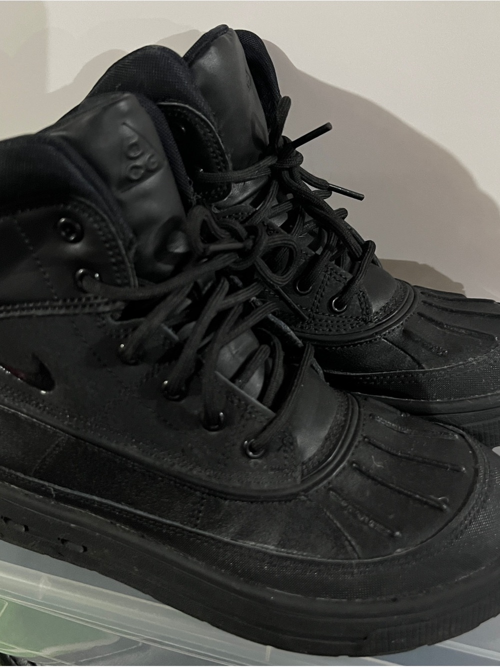 Nike Youth US 4Y Black Woodside High ACG Boots
